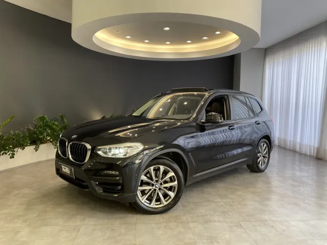 BMW X3 Xdrive 30E Turbo Híbrido AUT 2021