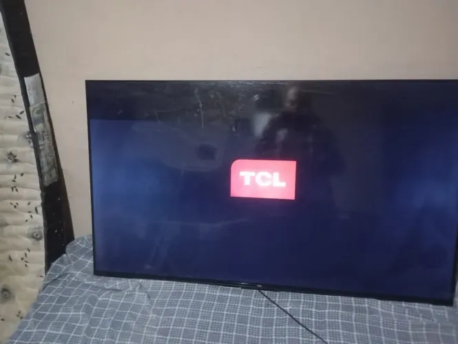 Tv smart TCL 55 polegadas.(COM DEFEITO)