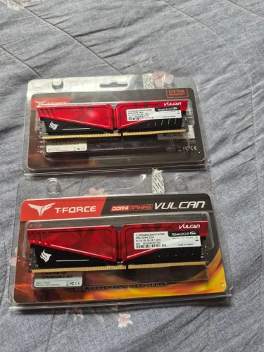 Memória RAM 16GB (2x8GB) DDR4 - Vendo ou Troco