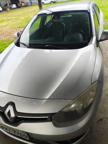 Renault Fluence Sed. Dynamique 2.0 16V Flex Aut. 2015