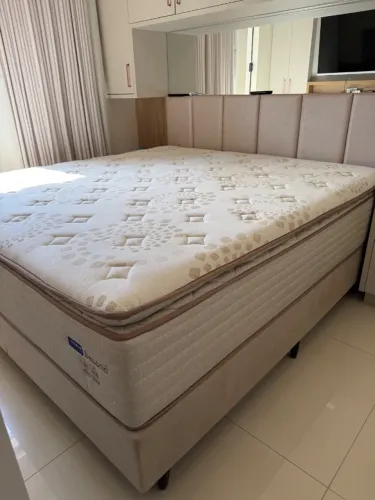 Cama Box e colchão KING Size PROBEL