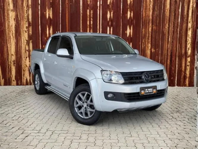 Volkswagen Amarok Trendline CD 2.0 TDI 4X4 Dies AUT 2015