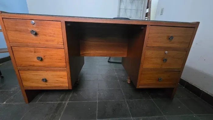 Mesa para escritorio estilo vintage