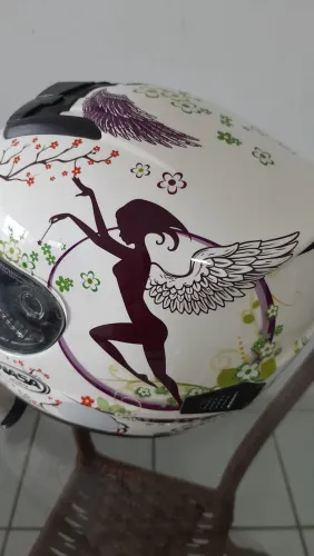 Capacete Nasa feminino