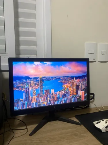 Monitor LED 17.1p 75hz 3Green