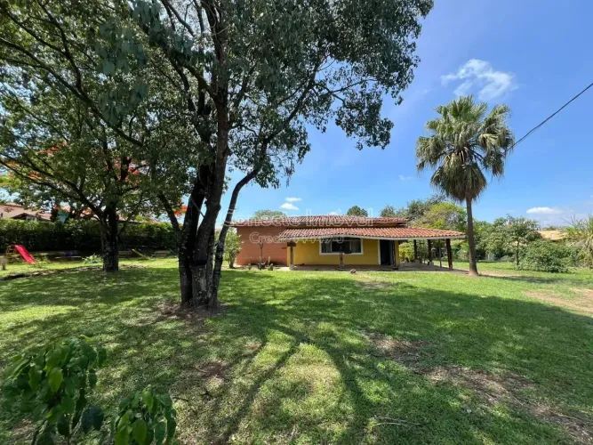 Oportunidade! Chácara com 5.625 m², Rio nos fundos e Árvores Frutíferas bairro Pinhalzinho