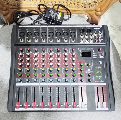 Mesa de Som Lee long LE711 de 8 Canais - Vendo e Troco 