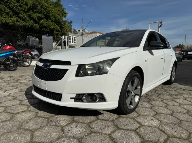 Chevrolet Cruze HB Sport LT 1.8 16V Flexp. 5P AUT 2014