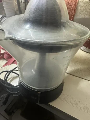 Vendo espremedor de laranja 