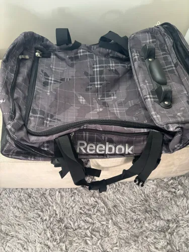 Mala Reebok