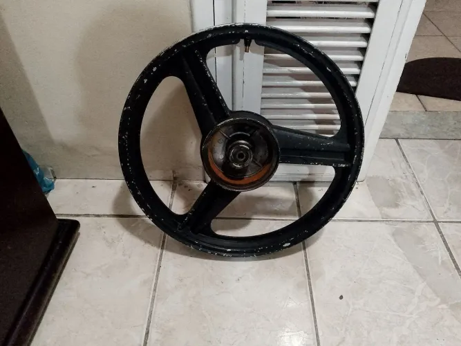 Vendo aro 18