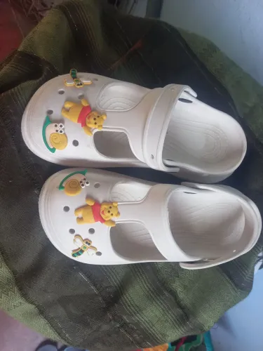 Crocs branco ?