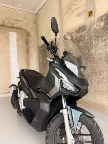 Honda ADV 150 2024