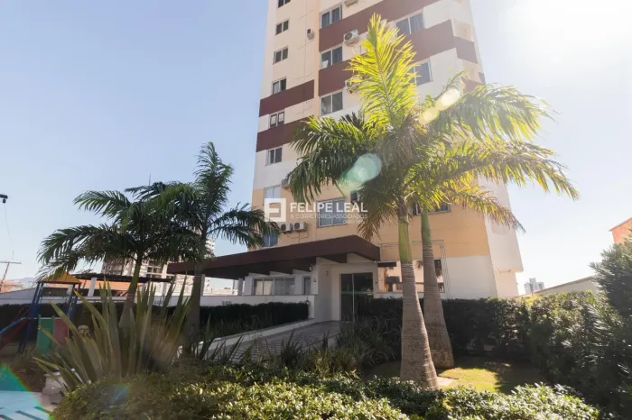 Apartamento em Barreiros - São José