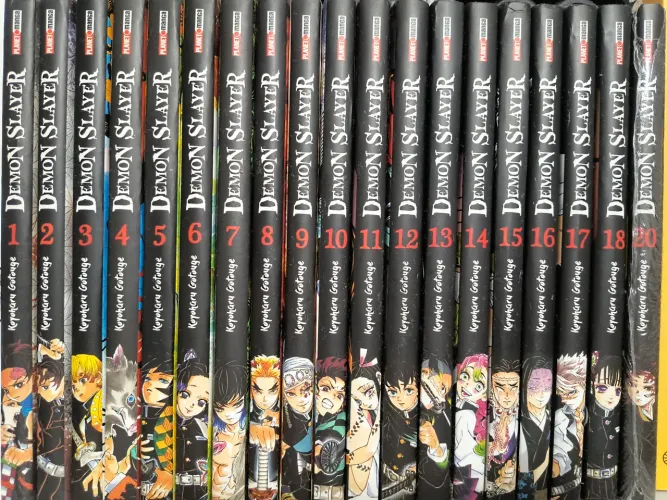 Coleção de Demon Slayer: Kimetsu no Yaiba do volume 1 ao 20