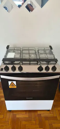 Fogão Brastemp 5 bocas e forno - perfeito funcionamento.