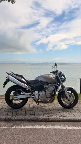 Cb 600F Hornet RARIDADE