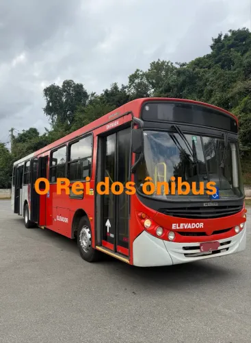 Ônibus urbano Caio Apache VIP muito conservado