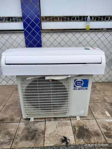 Ar condicionado Elbrus de 30 mil BTUs inverter