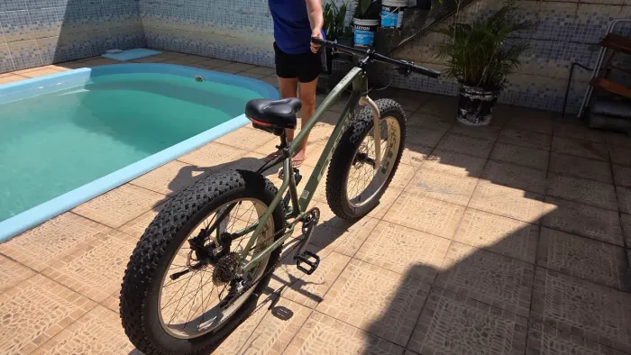Bicicleta aro 26, freio a disco hidraulico, 9 marchas