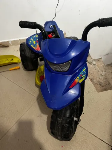Moto elétrica bandeirante XT3 6V 2700 - Azul
