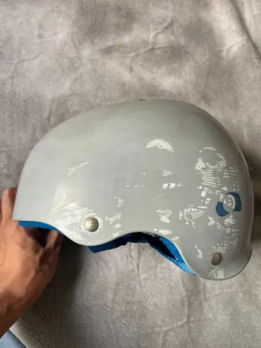 capacete cinza sector 9