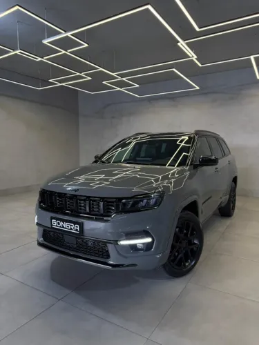 Jeep Commander Black Hurricane 2.0 4X4 TB AUT 2025