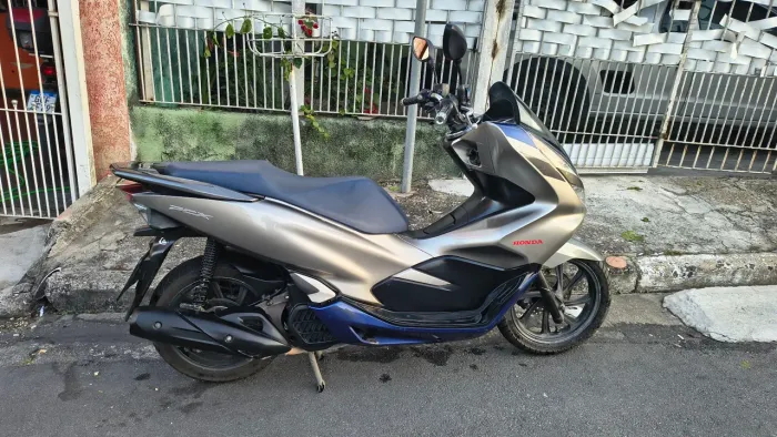 Vende-se PCX 150 Sport
