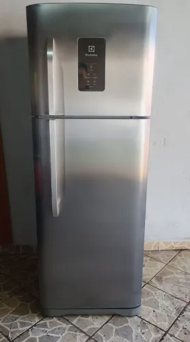 Geladeira Electrolux Inox