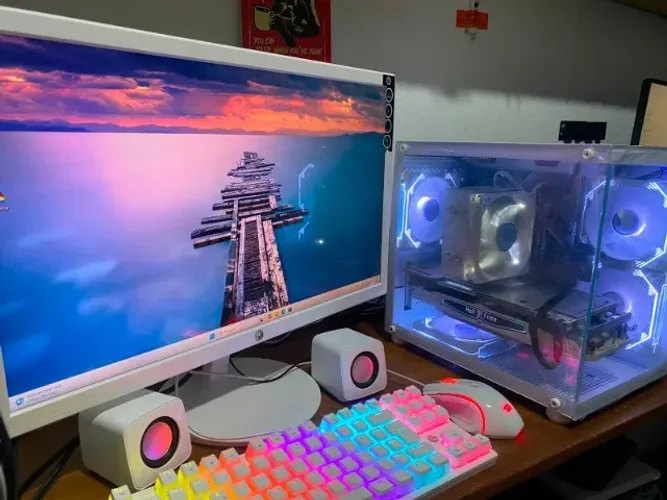 PC COMPLETO Intel Full Branco com GTX 1070 16GB RAM SSD Monitor LED