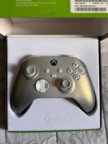 Controle Xbox - Lunar Shift