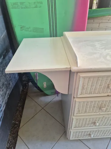 Comoda de vime americana com trocador 