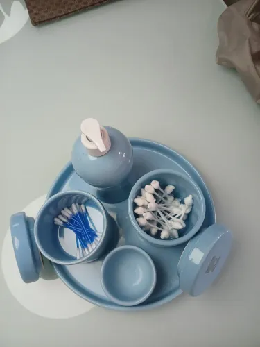 Vendo um kit de higiene 