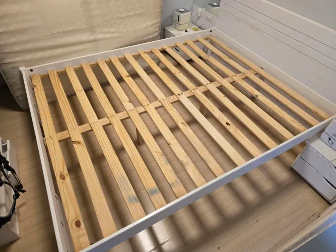 Cama Queen Madeiramadeira multifuncional Branca