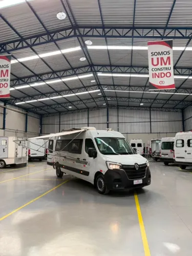 Renault Master 2.3 DCI Furgão 16V Diesel 2024