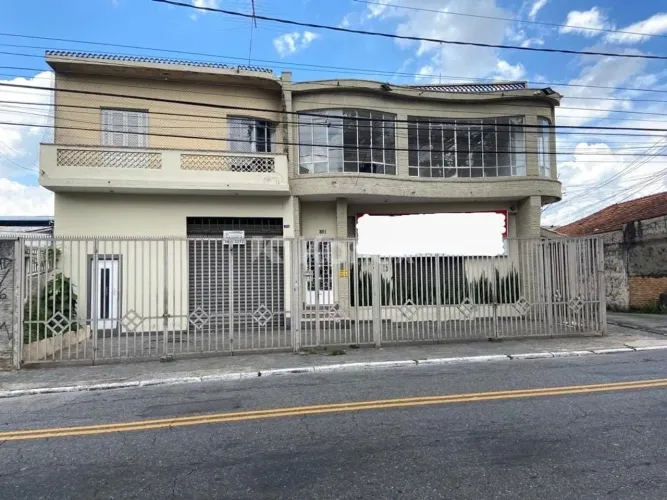 Casa comercial à venda ou para alugar com 900 m² em Jaçanã, São Paulo