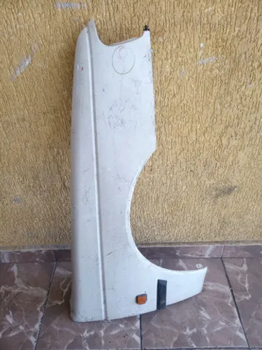 Paralama direito Peugeot 405