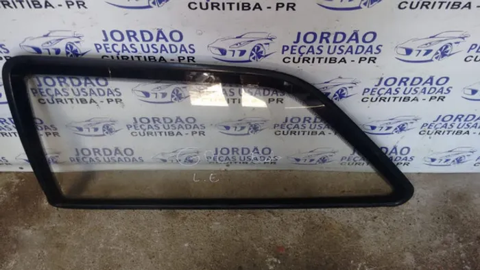 Vidro traseiro fixo VW gol bola esquerdo.