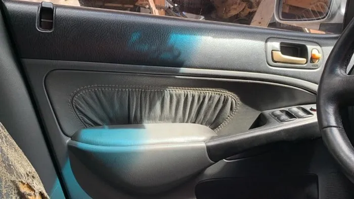 Forro de porta D.E s/botões s/maçaneta Honda Civic LX 01/02