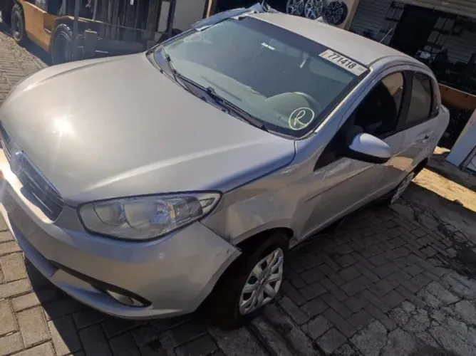 Sucata Grand Siena 2015 1.4 Retirada de peças