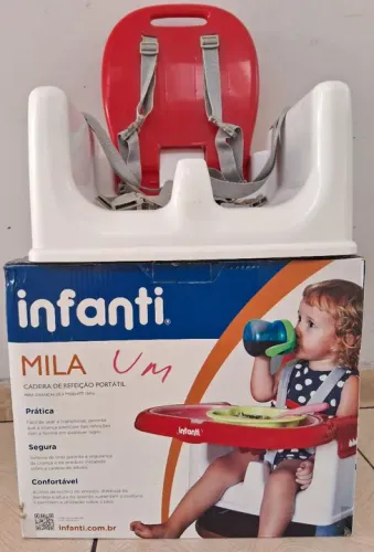 Cadeira de alimentação portátil.