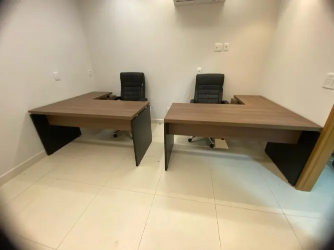 Mesa L com 2 gavetas 1.50x1.50 valor unitário 990,00