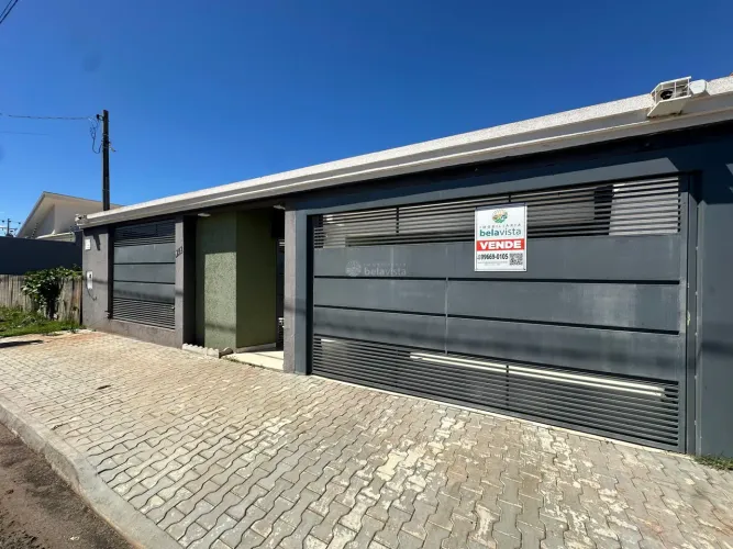 SOBRADO À VENDA NO JARDIM PARANÁ EM ARAPONGAS.