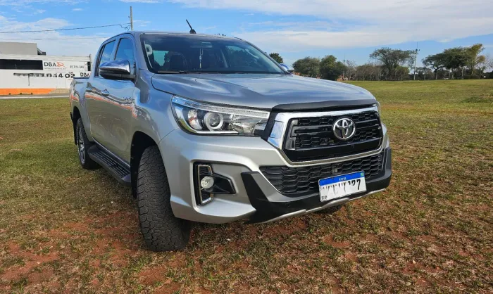 HILUX 4X4 DIESEL Automática  Leia o anuncio