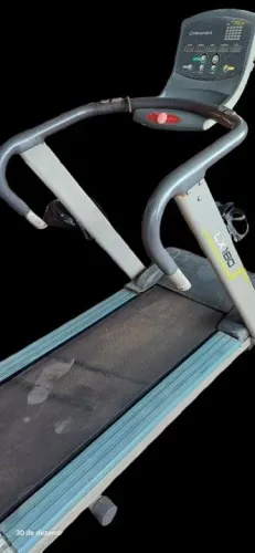 Esteira Ergométrica LX180