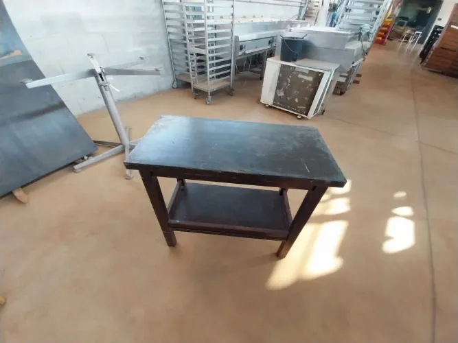 Mesa de apoio Rodinha 80x40x80