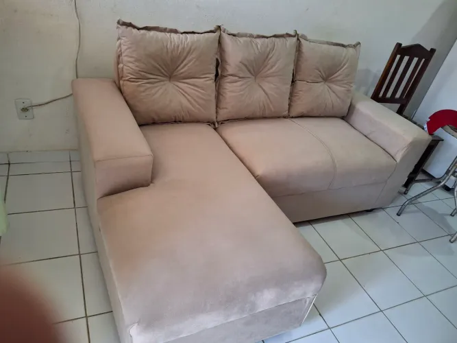 Sofa com cheis em Suede Bege ou cores a escolher