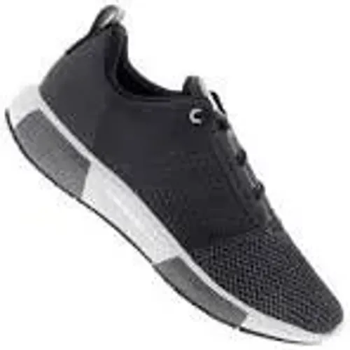 Tênis Adidas Madoru