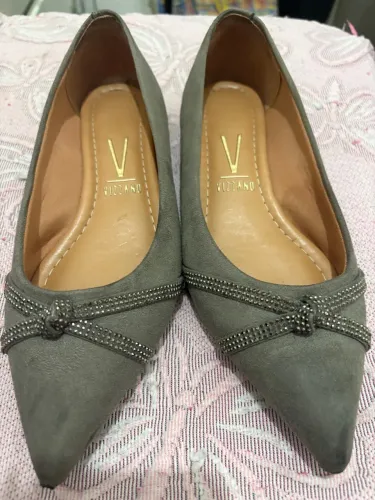 Sapatilha Vizzano Cinza com Detalhes