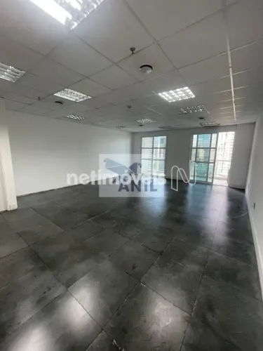 Locação Conjunto de salas Vila São Francisco (Zona Sul) São Paulo